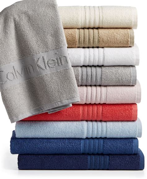 calvin klein towel sets.